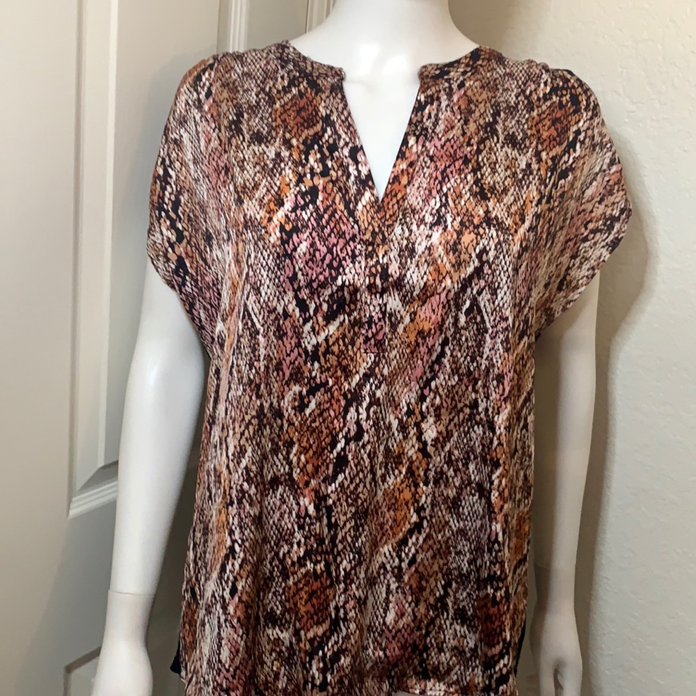 Women’s Heritage Snake Print Top Size Large NWT